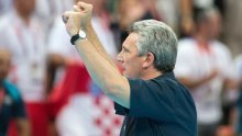 Proglasio se najtrofejnijim trenerom na svijetu, ali Červar očito ne zna pravu istinu