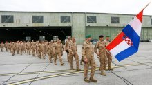 [FOTO] Pogledajte kako je bilo na ispraćaju hrvatskih vojnika u Afganistan
