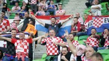Hrvatski su navijači, za razliku od naših reprezentativaca, uspješno parirali glasnim Mađarima u Budimpešti