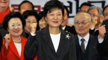 Južna Koreja i Kina bijesni na Japan zbog počasti ratnim zločincima