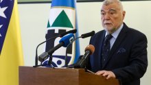 Mesić se predomislio: Ipak je postao počasni građanin Sarajeva