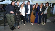Poznata televizijska lica partijala na preuređenoj terasi Arheološkog muzeja
