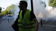 Žuti prsluci prosvjedovali na ulicama francuskih gradova 30. tjedan zaredom