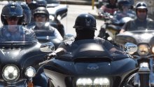 [FOTO] Njih više od 50 pod maskama i na bijesnim motorima okupiralo Šibenik