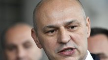 Kolakušić: Zabranu pobačaja i uvođenje eura treba dati na referendum