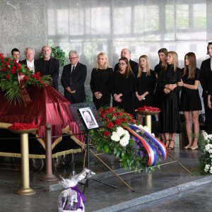 Posljednji ispraćaj skladatelja i dirigenta Đele Jusića na krematoriju
