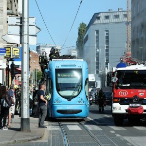 Požar tramvaja u Zagrebu