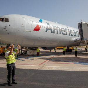 U luku Čilipi sletio prvi direktni let iz SAD-a nakon 28 godina