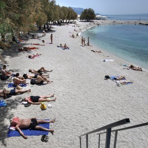 Sunčanje i kupanje na splitskim plažama