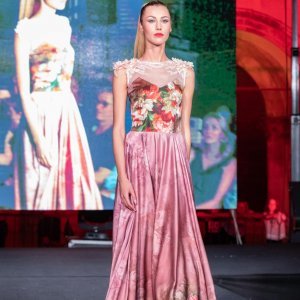 Modna revija Glamour fashion show na Stradunu