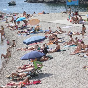 Rijeka: Sunce, more i prepune plaže obilježili nedjelju