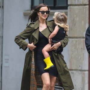 Irina Shayk u šetnji s kćerkicom Leom De Seine