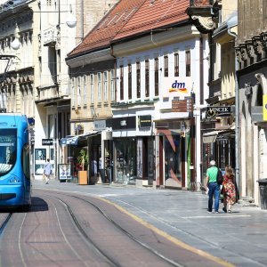 Zagreb: Građani iskoristili Tijelovo za produženi vikend izvan grada