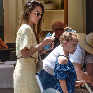 Jessica Alba s obitelji posjetila Rim