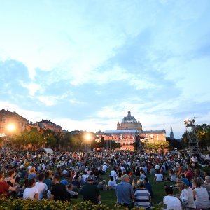 Koncert Simfonijskog orkestra HRT-a na Trgu kralja Tomislava u sklopu programa Zagreb Classic