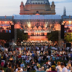 Koncert Simfonijskog orkestra HRT-a na Trgu kralja Tomislava u sklopu programa Zagreb Classic