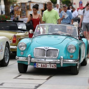 Izložba oldtimera na splitskoj Rivi