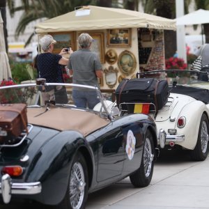 Izložba oldtimera na splitskoj Rivi