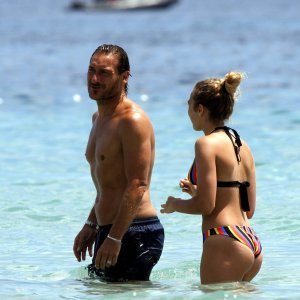 Francesco Totti i kćer Chanel na plaži