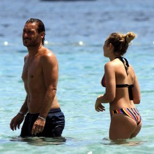 Francesco Totti i kćer Chanel na plaži