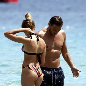 Francesco Totti i kćer Chanel na plaži