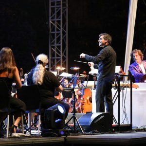 Tonči Huljić i Zagrebačka filharmonija