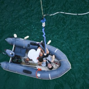 Maslenica: Otvorenje sezone bungee jumpinga s Masleničkog mosta