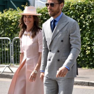 Pippa Middleton i James Middleton na Wimbledonu