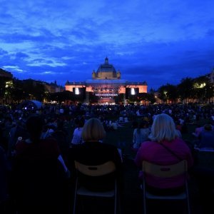 Kazalište Komedija izvodi predstavu 'Broadway u Komediji - Inventura'