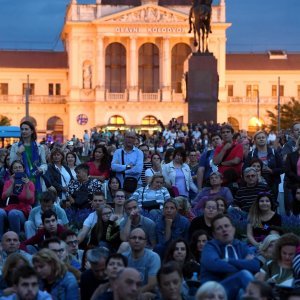 Kazalište Komedija izvodi predstavu 'Broadway u Komediji - Inventura'