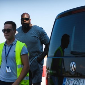 Bivši NBA košarkaš Shaquille O'Neal sletio u zračnu luku Zadar