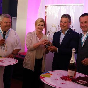 Predsjednica proglasila najbolje Istarsko vino