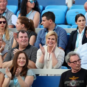 Predsjednica Grabar-Kitarović u društvu supruga Jakova prati finalni meč ATP Umag turnira