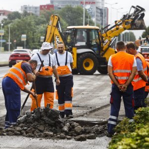 Radovi na južnom kolniku Zagrebačke avenije u smjeru grada