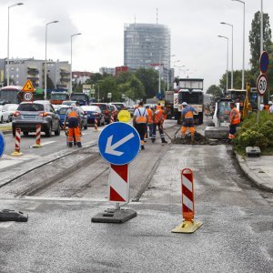 Radovi na južnom kolniku Zagrebačke avenije u smjeru grada