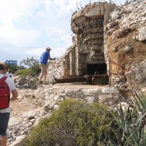 Vis Military Tour, pogled na Titove špilje i vojne tunele