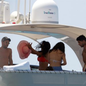 Cesc Fabregas, Lionel Messi i Luis Suárez s obitelji na odmoru