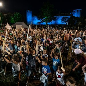 Svetvinčenat: Viteške borbe na Srednjovjekovnom festivalu oduševile posjetitelje (1)