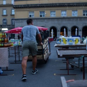 Jutro na tržnici Dolac