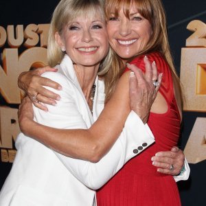 Olivia Newton-John i Jane Seymour