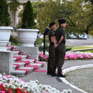 Pripadnice srpske vojne policije Kobre