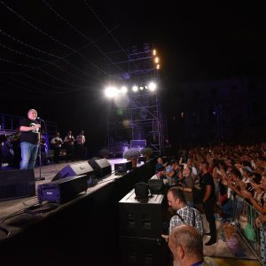 Đorđe Balašević održao koncert u prepunoj pulskoj Areni