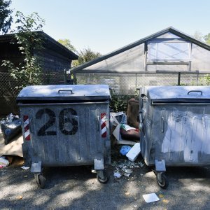 Ilegalno odbačeni krupni otpad u Zagrebu