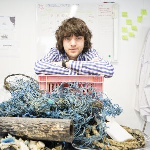 2010.: Nakon ronjenja u Grčkoj Slat kreće u borbu protiv plastike u morima
