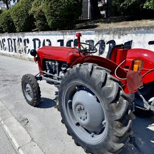 Traktor u Vukovarskoj ulici u Splitu