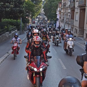 Pula: Tisuće motorista sudjelovalo u defileu povodom 25. godišnjice Croatia Bike Weeka