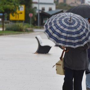 Kišno i hladno jutro u Šibeniku