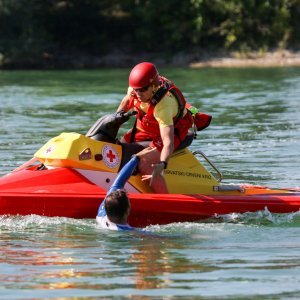 Novo plovilo za spašavanje utopljenika RescueRunner
