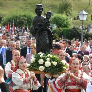 Marija Bistrica: Predsjednica Grabar-Kitarović prisustvovala obilježavanju blagdana Male Gospe