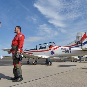 Krila Oluje i Patrouille de France izveli zajednički prelet i trenažne letove